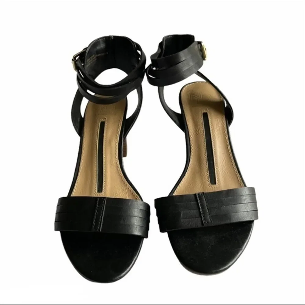 New Direction Strappy Block Heel, Size‎ 7.5